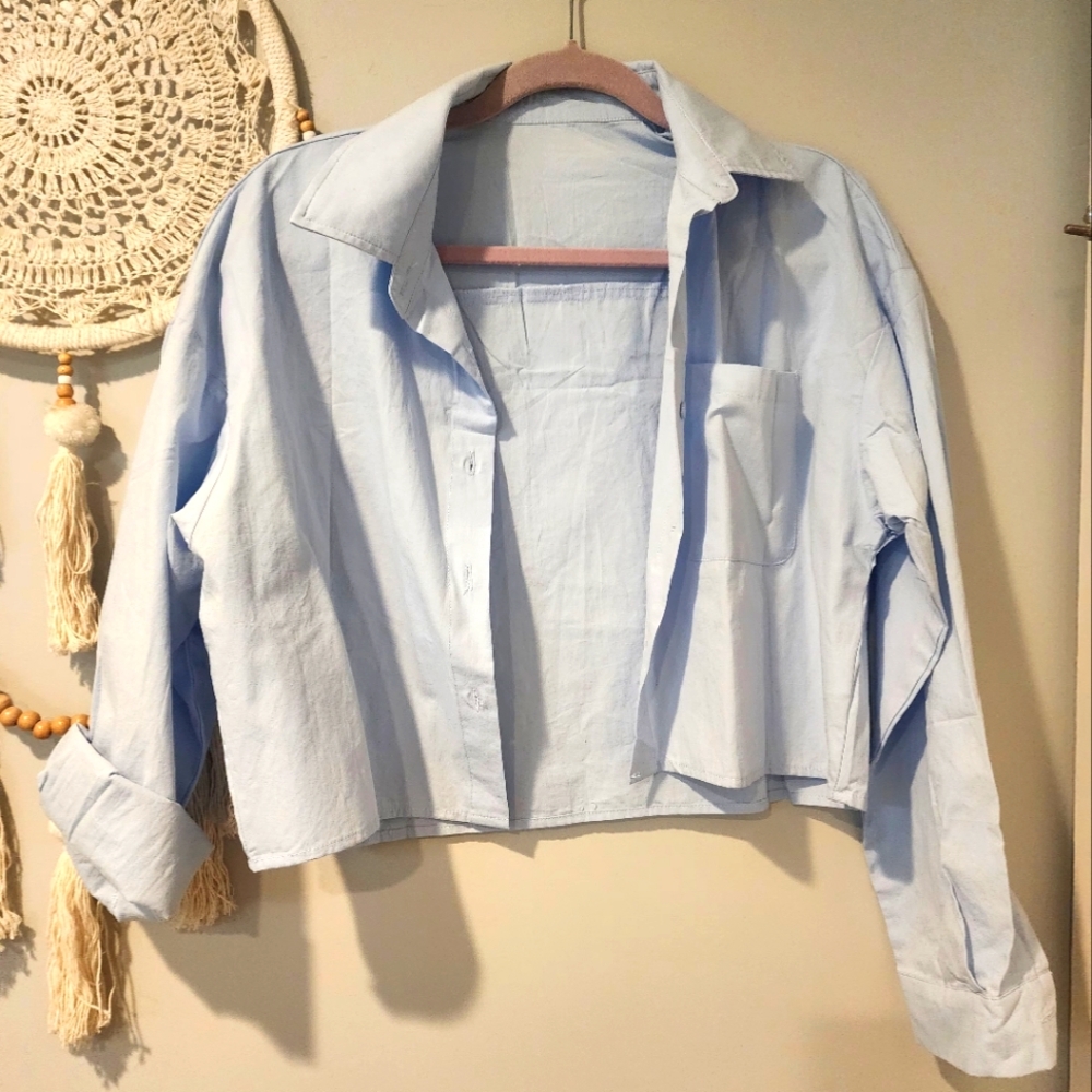 Light Blue Women's cropped Dress shirt